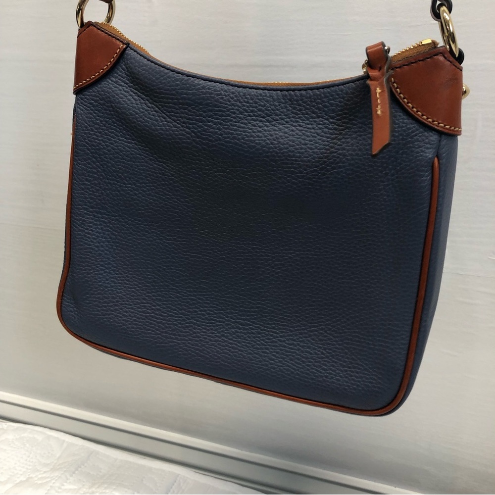 Dooney and Bourke leather shoulder bag, blue, EUC - Picture 4 of 12